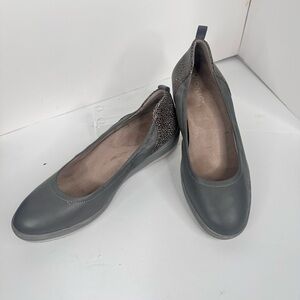 Vionic Jacey Gray Leather Slip On Comfort Shoes Size 9 Animal Print Detail